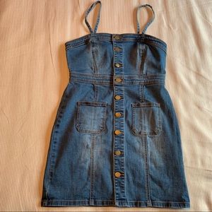 Overall dress